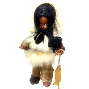 6" Vintage Native American Alaskan Rattle Doll w/Fish Leather Clothes & Shoes